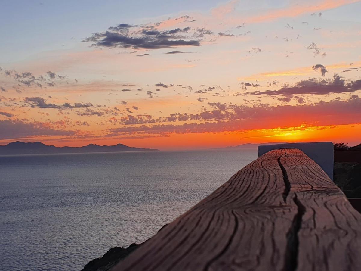 Antiparos Vibes *
